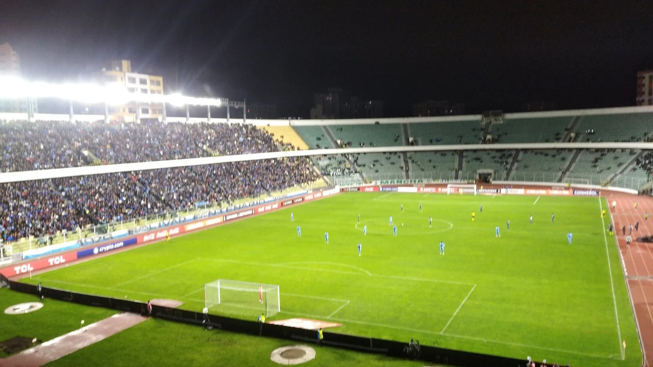 Jogo noturno de Libertadores com público nas arquibancadas